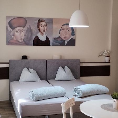 Centar Novi Sad-Studio No. 2 Luaran gambar