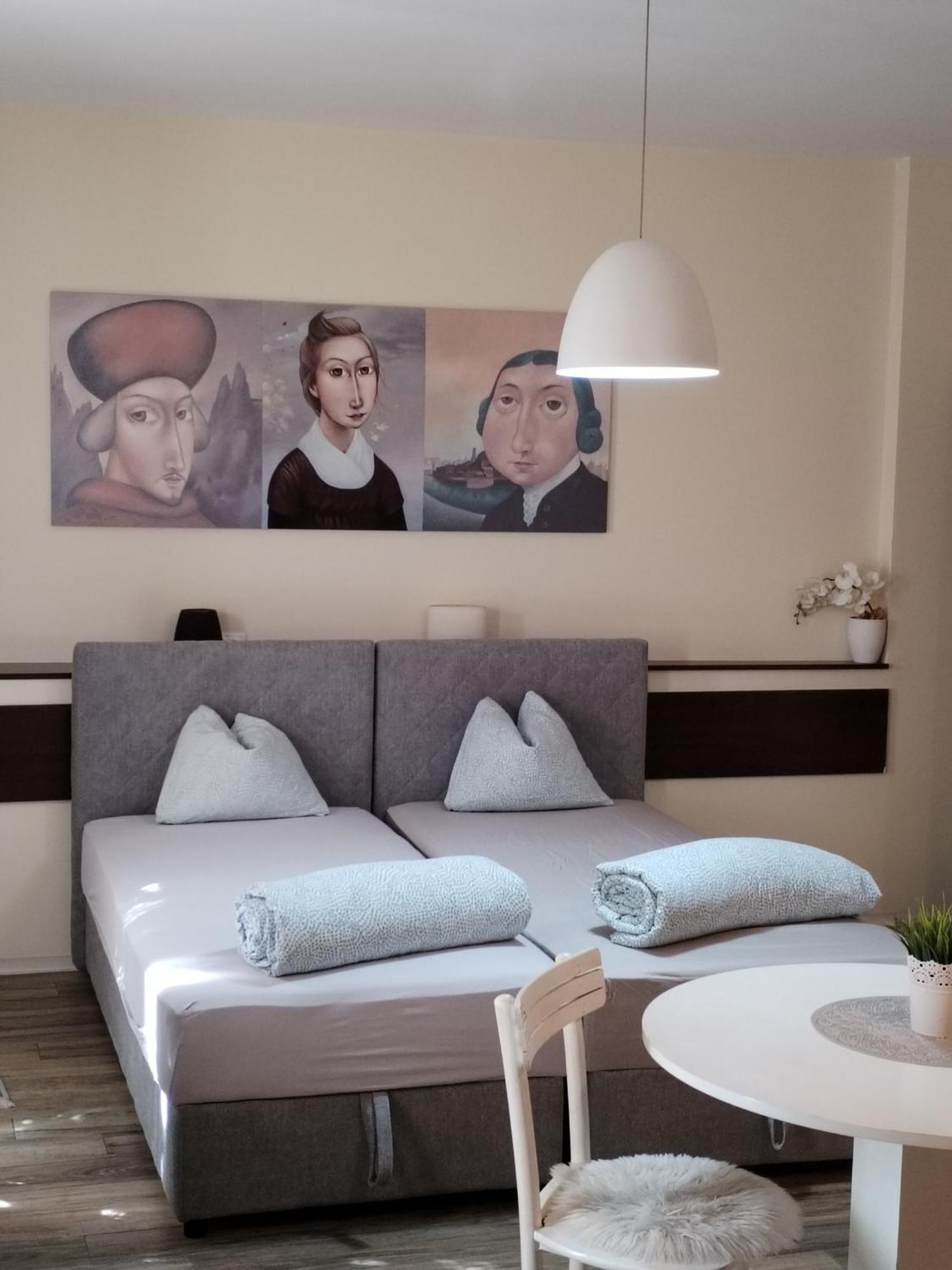 Centar Novi Sad-Studio No. 2 Luaran gambar